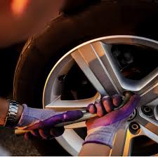 Finding the Right Tyres Budget Tyre Near Me vs Premium Tyre Near Me