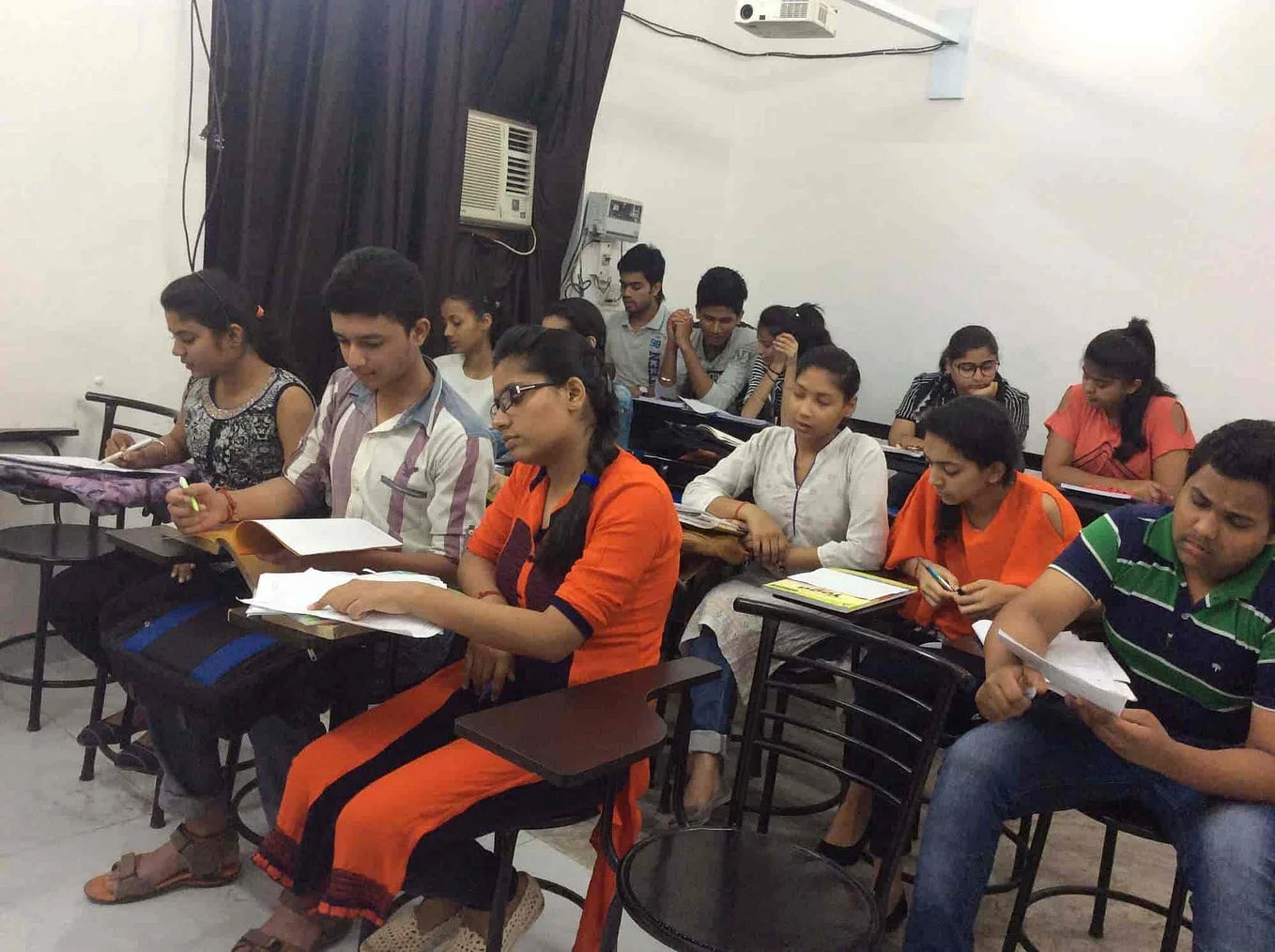 Mastering Commerce: A Guide to the Top Coaching Classes in Prayagraj (Allahabad)